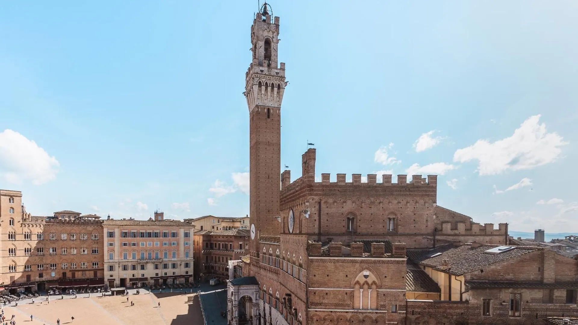 シエーナTorre Dei Lambertini Windows On Piazza Del Campo - Residenza D'Epocaアパートメント アパート
